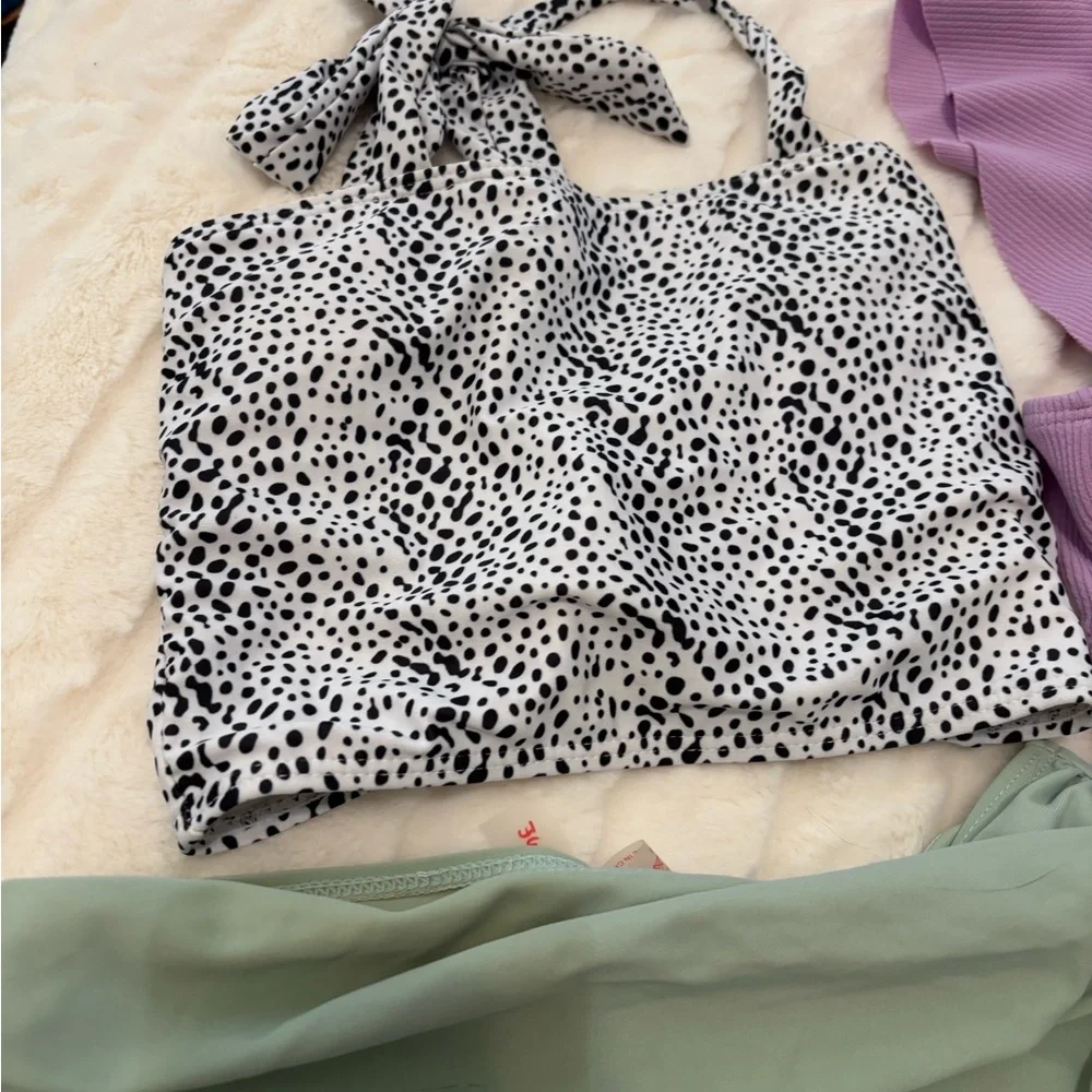 Two swimsuit sets - Picture 3 of 6